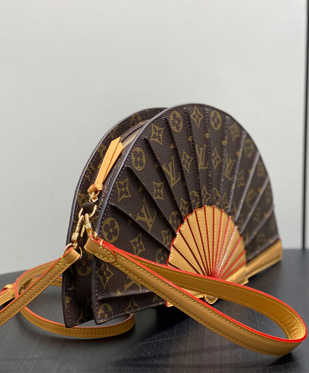Louis Vuitton LV Fan M14804 Brown